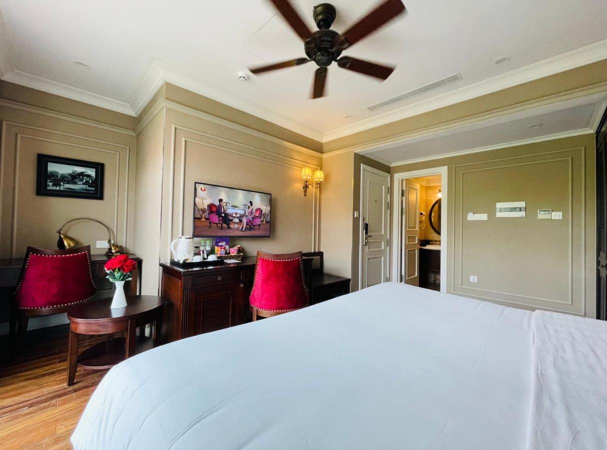 Du Monde Khách sạn 4*
