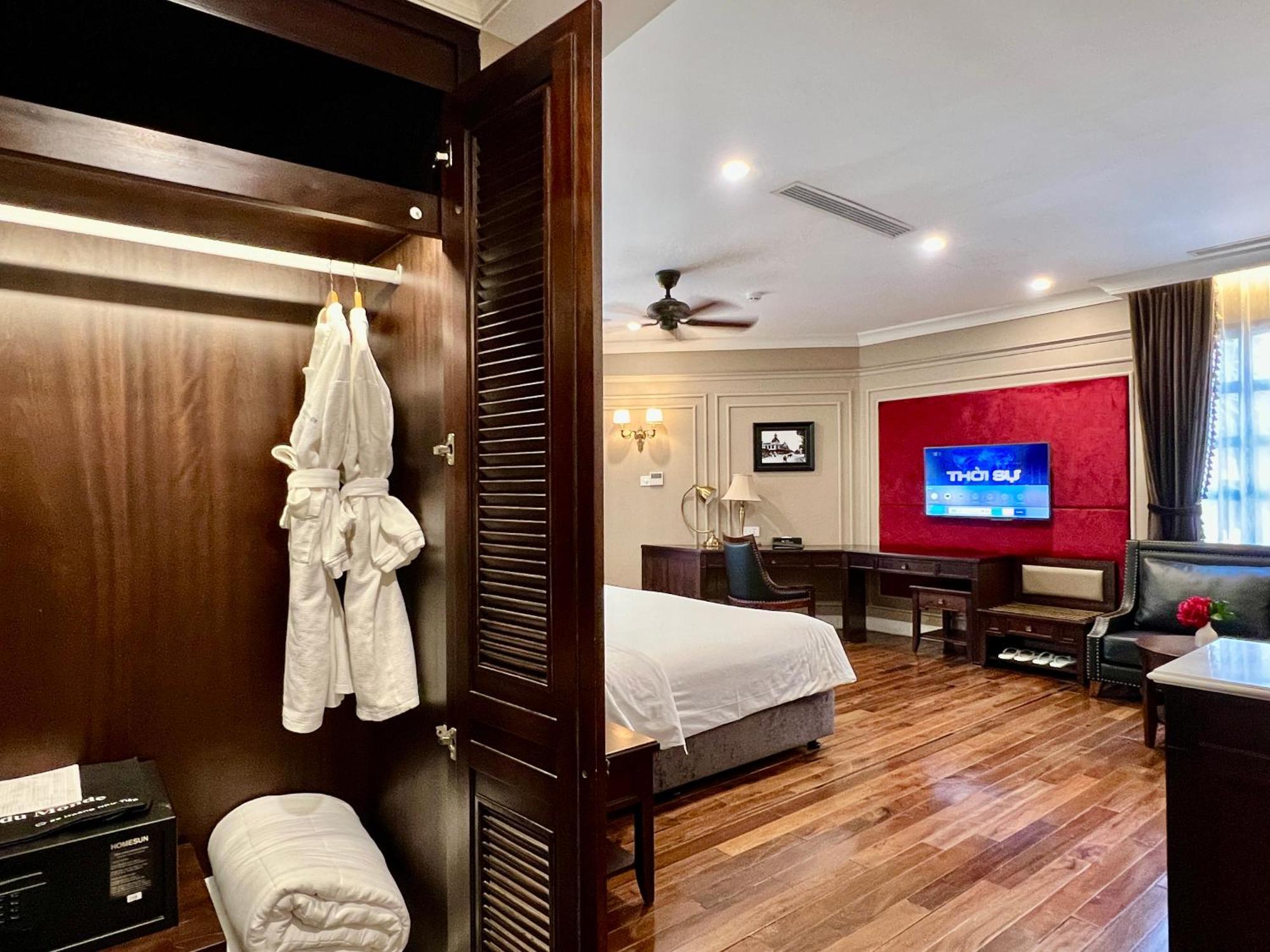 Du Monde 4* Hà Nội